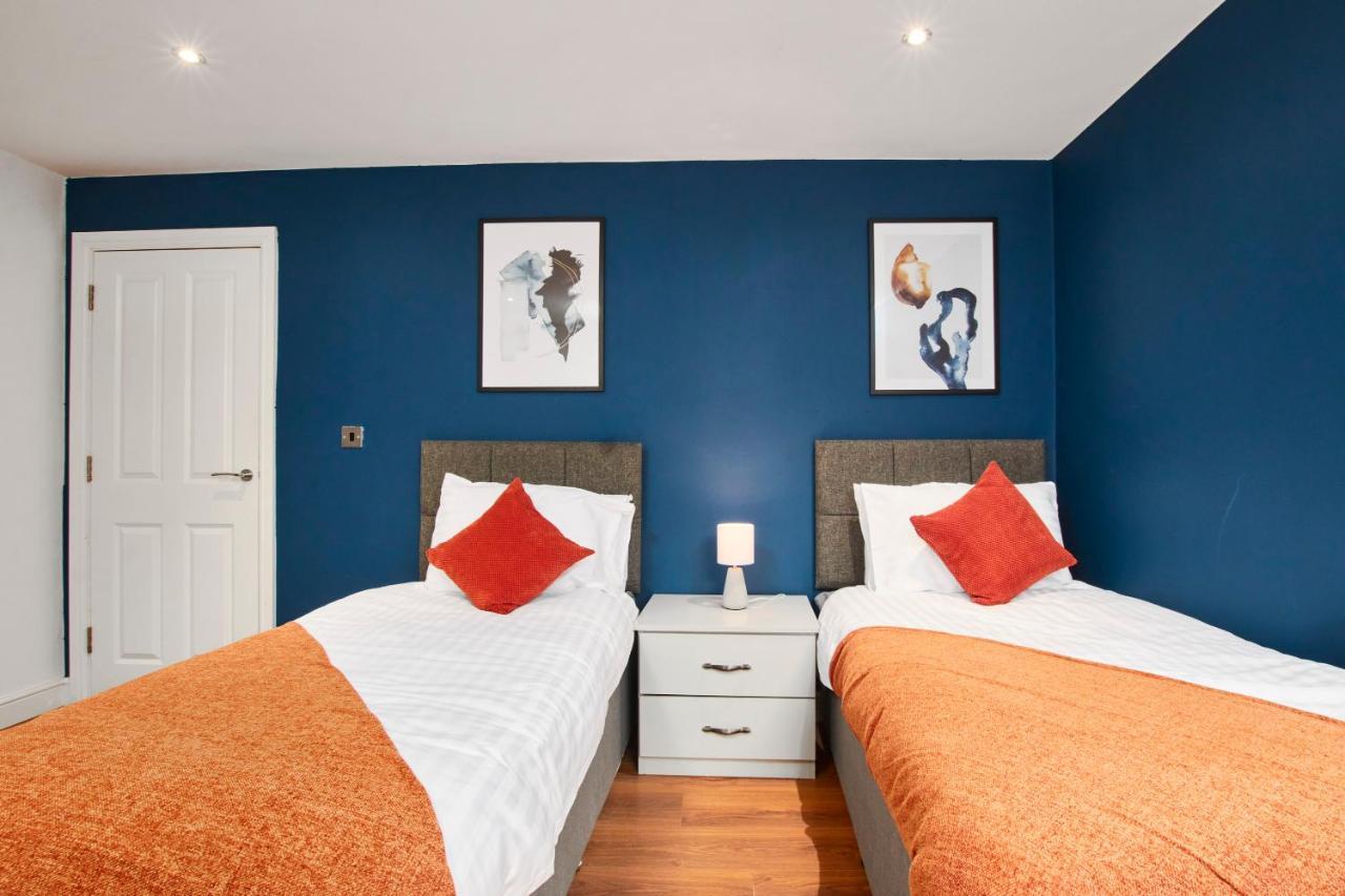 Апартаменты Stunning City Centre 3 Bed, 3 Bath - Sleeps 8! Лидс Экстерьер фото